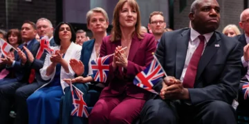 Starmer delivers verbal attacks on Nigel Farage during political speeches focused on national security strategy