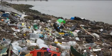 England water contamination report shows Thames Water pollution at record levels.