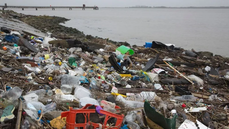 England water contamination report shows Thames Water pollution at record levels.