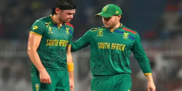 Lahore Cricket Action – Pakistan vs South Africa Gaddafi Stadium match night excitement.