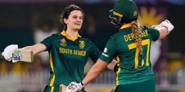 Laura Wolvaardt century against England leads South Africa to World Cup final.