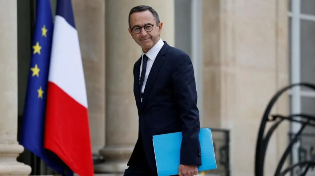 French authorities pull back on security measures in the Channel amid migrant crossings.