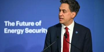 UK green energy initiatives and environmental sustainability efforts