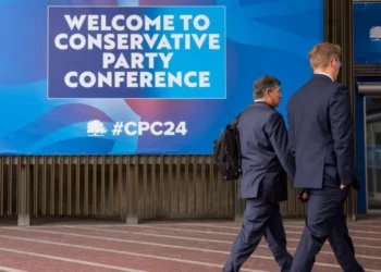 welfare benefits cuts plan reduce civil servant numbers