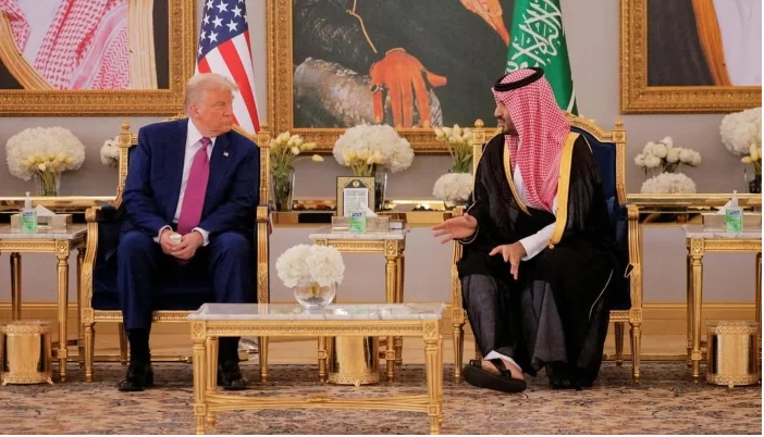 Saudi prince meeting with Trump to finalize US-Saudi Arabia security pact