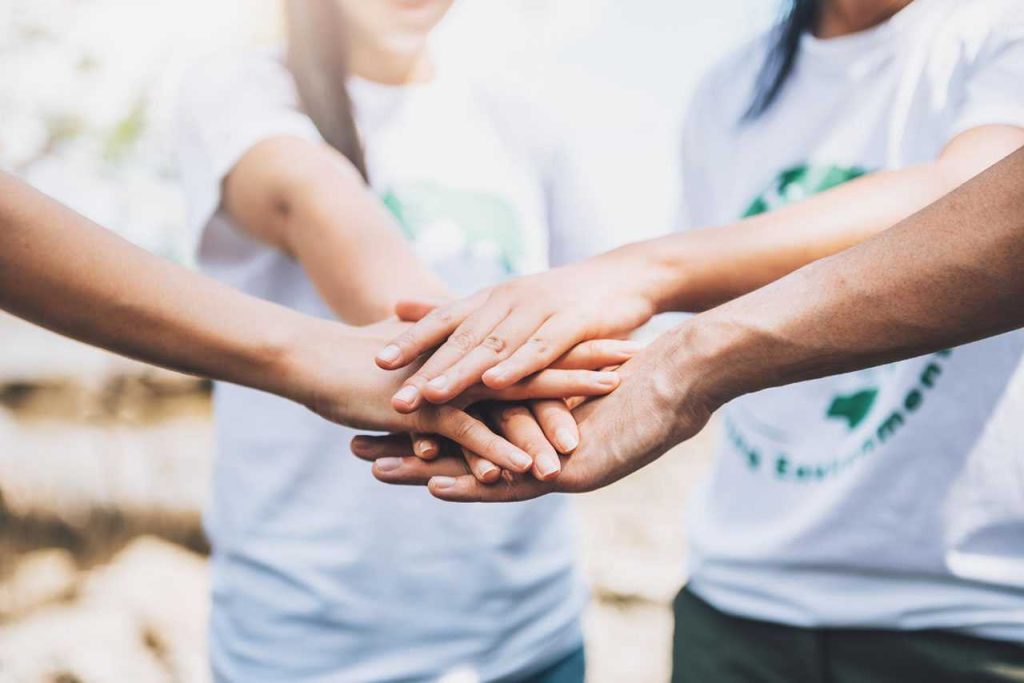 aid for vulnerable populations helping through global humanitarian ngos