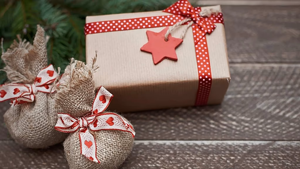 Best Christmas messages for WhatsApp