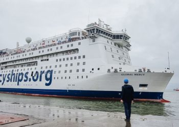 Mercy Ships surgical care