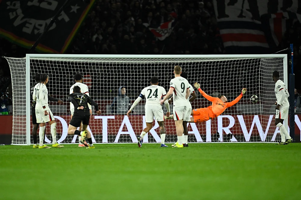 UEFA Champions League: Chelsea Stunned by PSG in Last-16 Opener