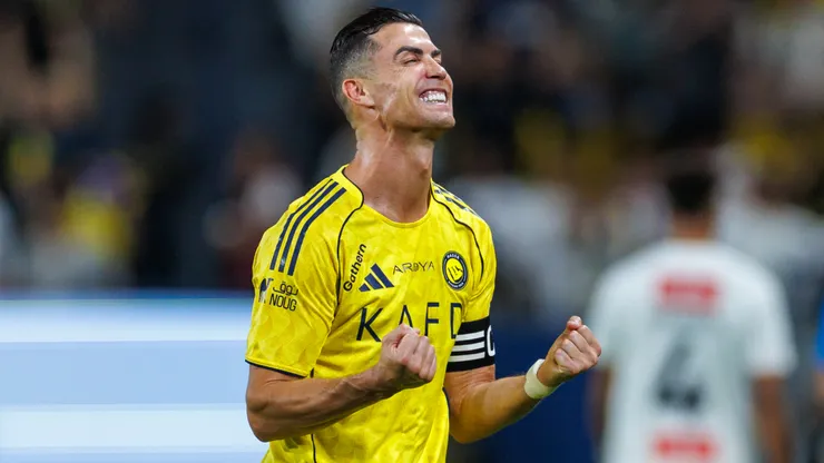 Cristiano Ronaldo 1,000 Goals: Al Nassr Rout & Messi Chants