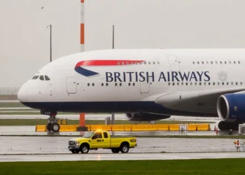 Taxi Jobs Shift: Pilots Paid $100K to Taxi Aircraft