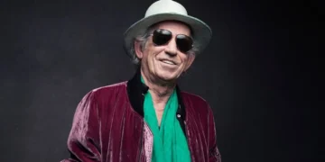 Keith Richards Quits Longtime Smoking Habit at Age 82