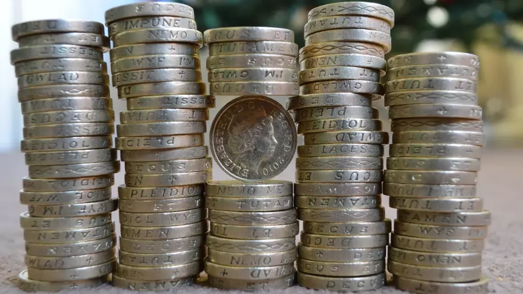Moneyweb Reports South Africa's GDP Surges as Capitec Drives Banking