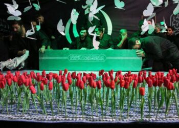 Mass Mourning and Military Threats as Iran Begins Khamenei Funeral